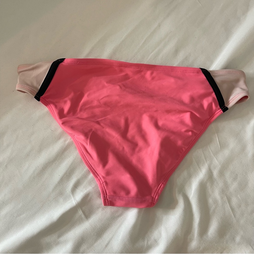 Bikini Bundle - Picture 5 of 9